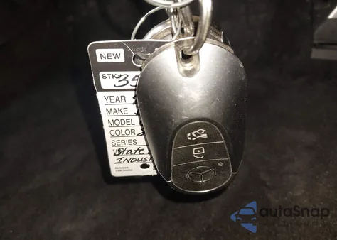 2023 Mercedes-Benz C 300 4Matic из США, поврежденный, VIN W1KAF4HB1PR130493